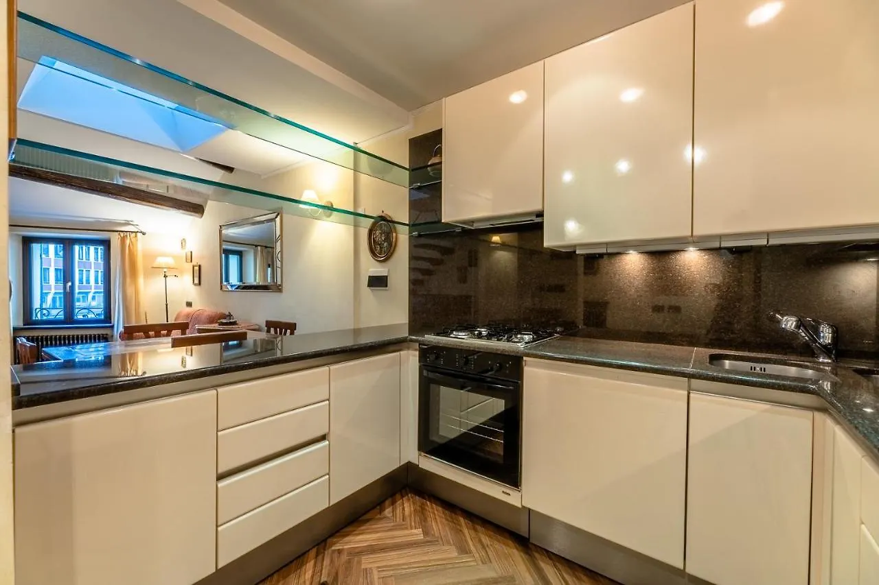 Dimora Lucrezia Apartment Savona Italy