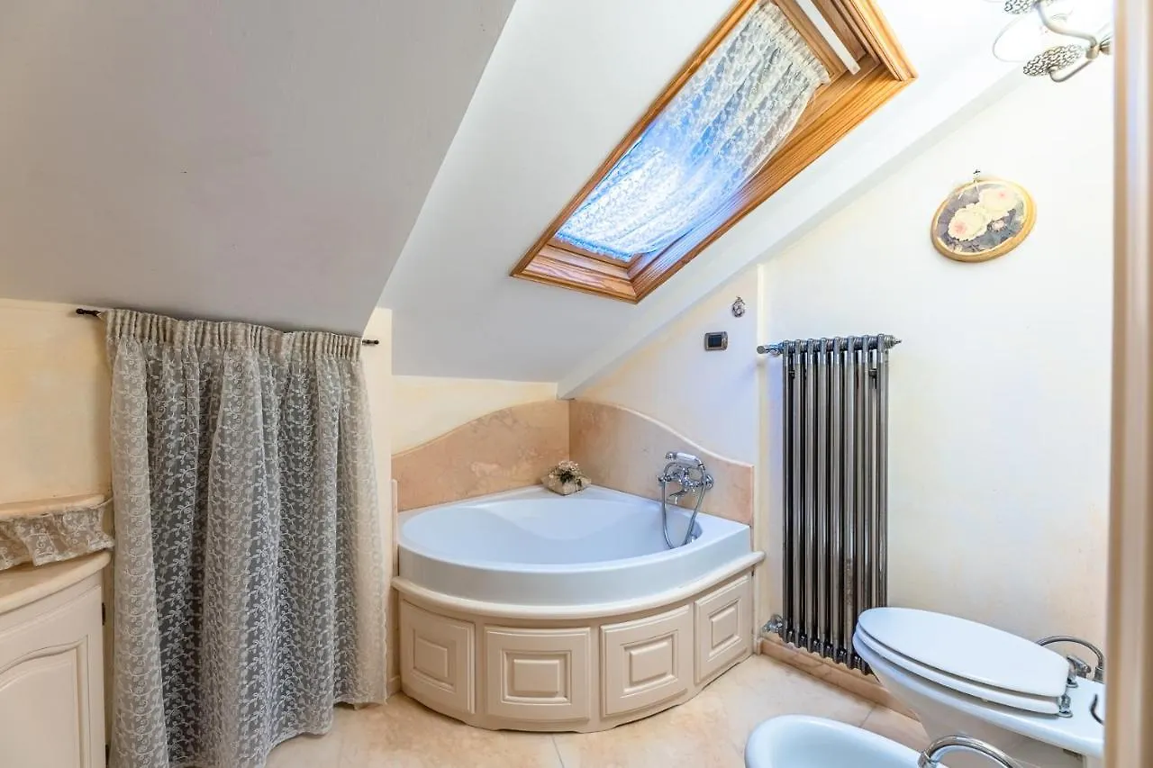 Dimora Lucrezia Apartment Savona