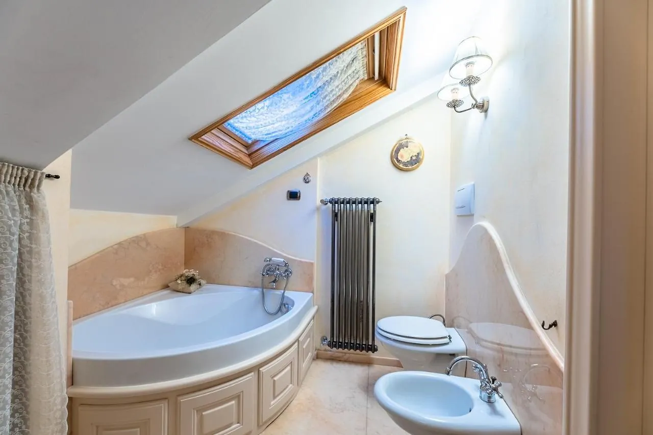 Dimora Lucrezia Apartment Savona