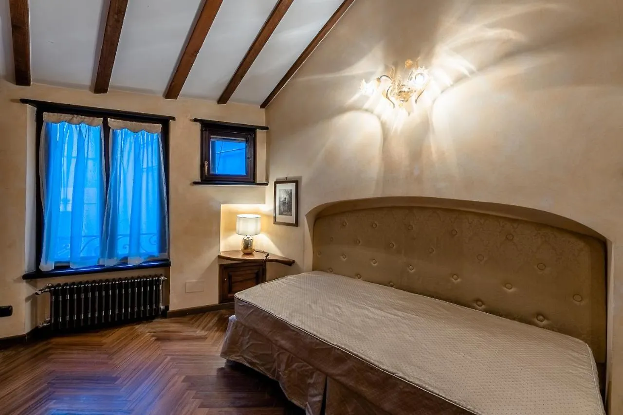 Dimora Lucrezia Apartment Savona Italy
